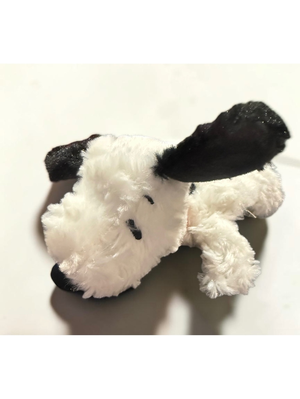 Hallmark Exclusive Peanuts Snoopy Floppy Shaggy Plush Black White Lying Down